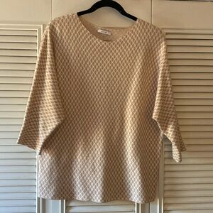 Sioni 3/4 length sleeve sweater
